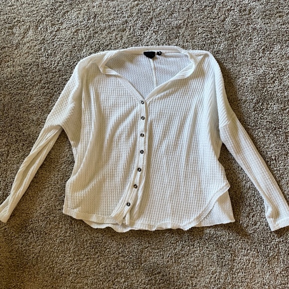 Oversized Thermal Button-Front Top - Picture 5 of 5